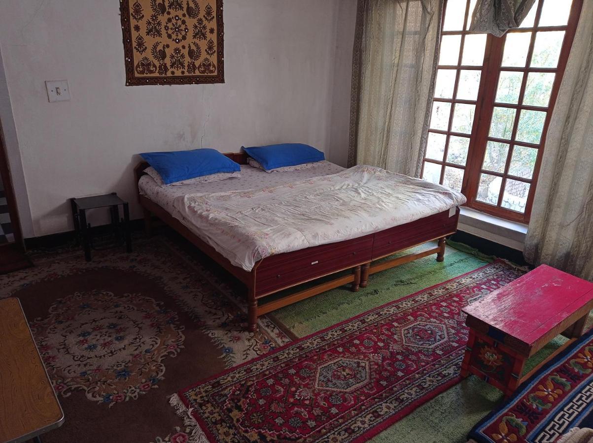 Julay Guest House Leh Exterior photo