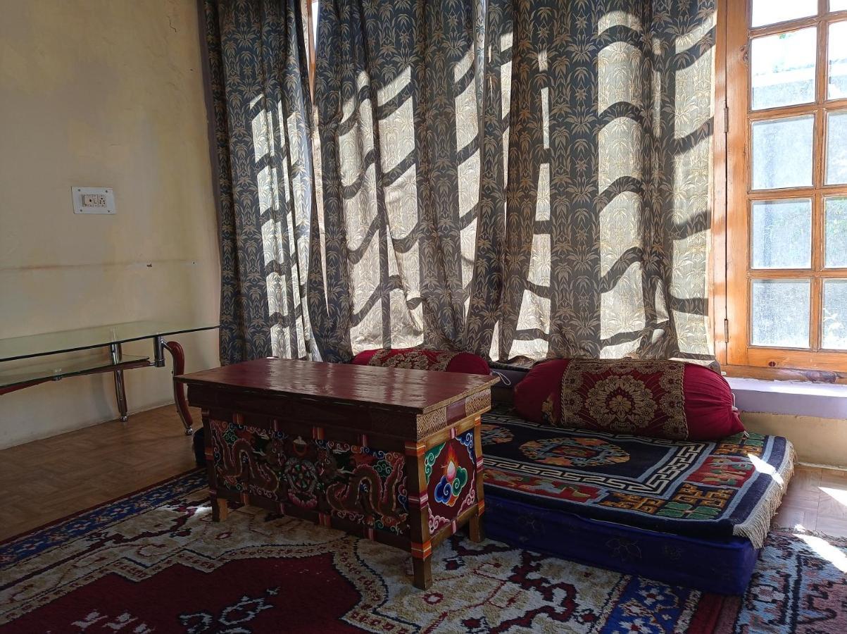 Julay Guest House Leh Exterior photo